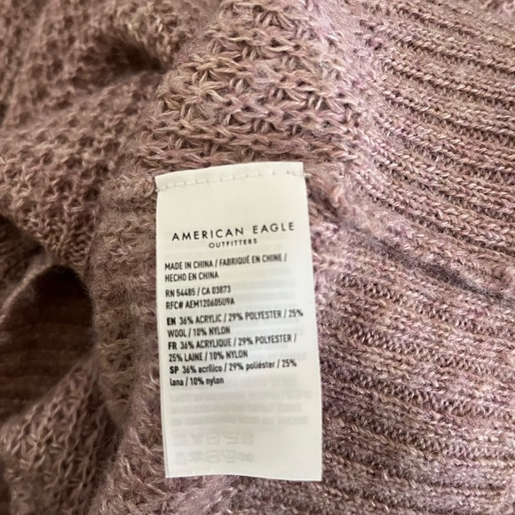 Like New Crop Sweater from American Eagle - Picture 4 of 4